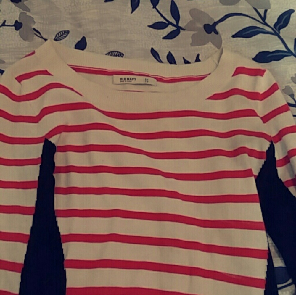 Old navy red white and black sweater